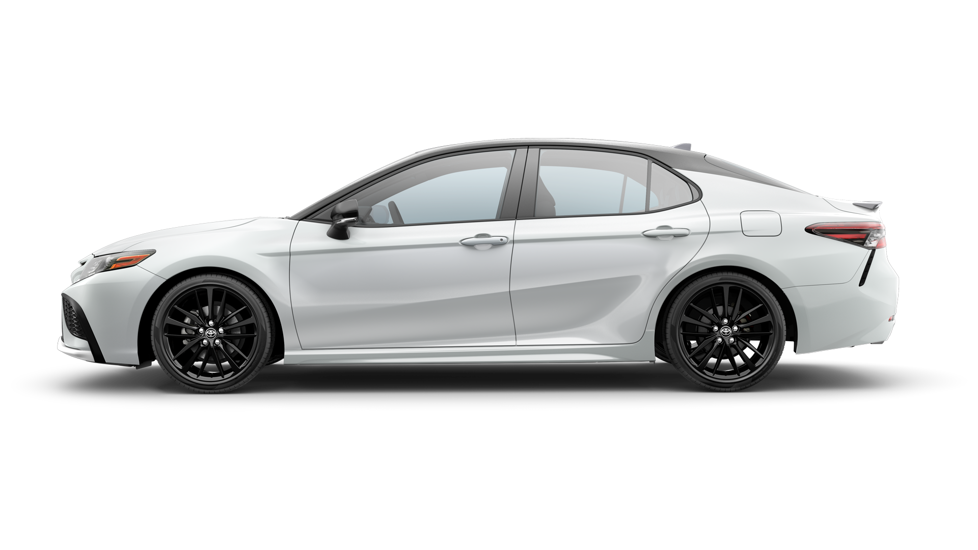 2024 Toyota Hybrid in Wind Chill Pearl/Midnight Black Metallic Roof and Spoiler*.
