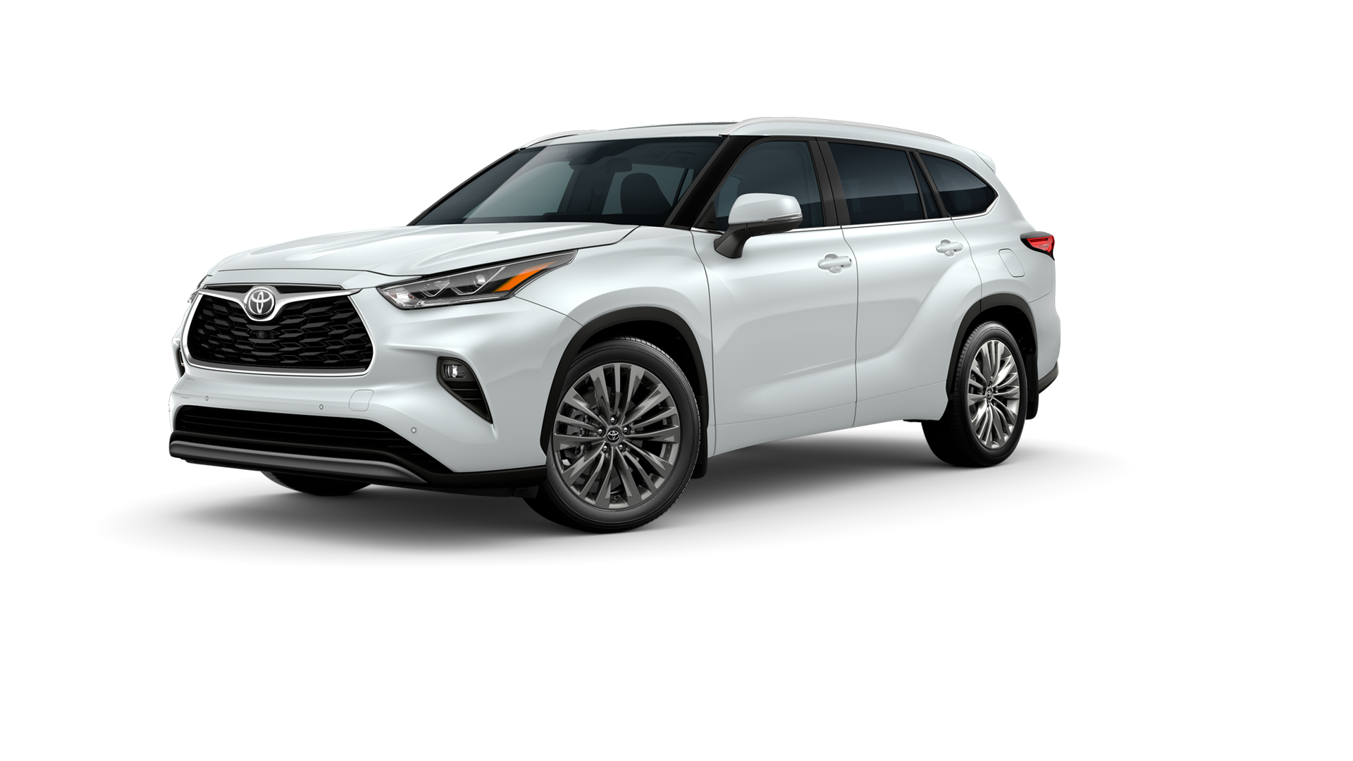 2022 Toyota Highlander in Wind Chill Pearl.