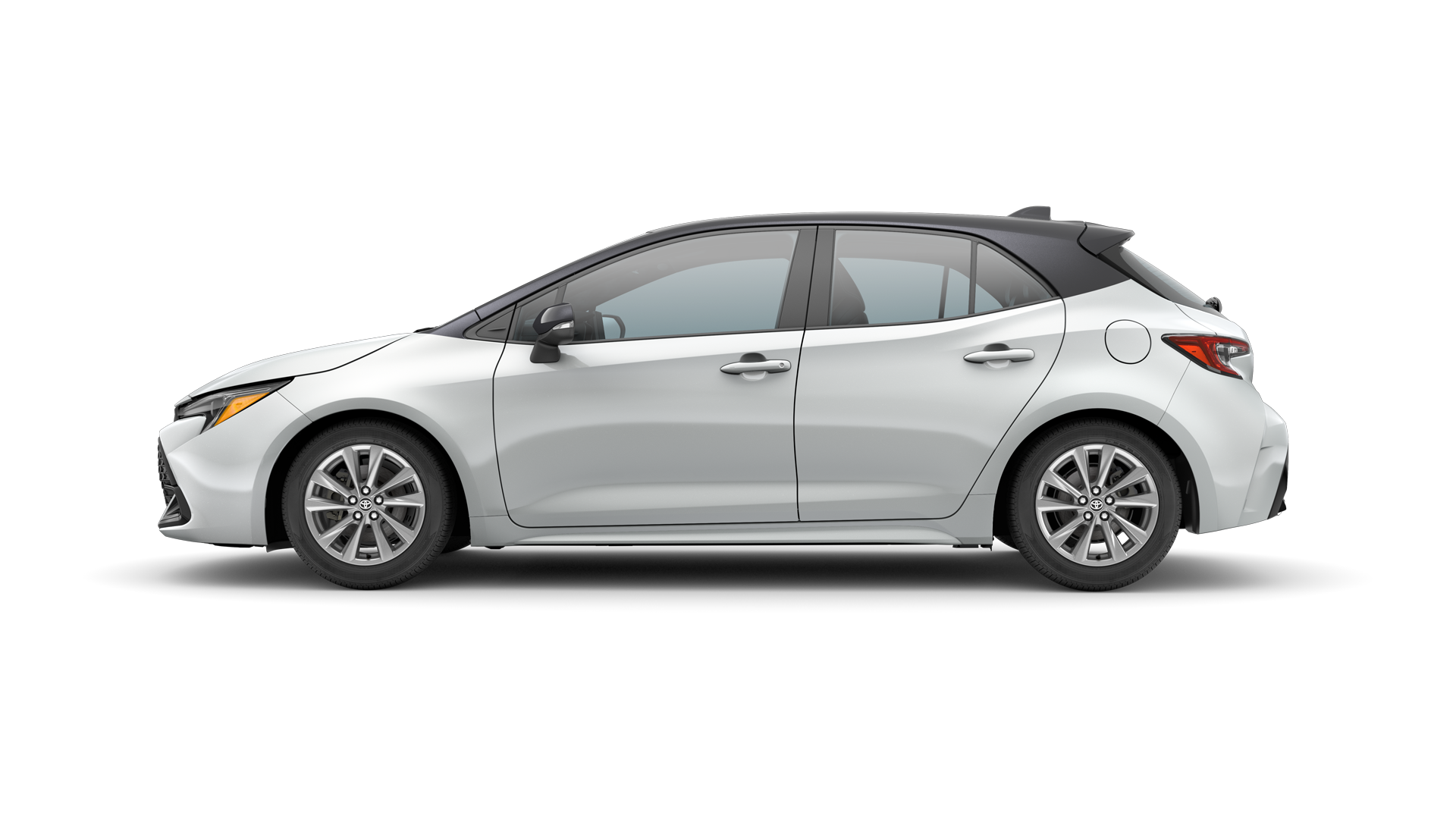 Three-sixty image of 2025 Corolla Hatchback in Wind Chill Pearl*/Midnight Black Metallic Roof