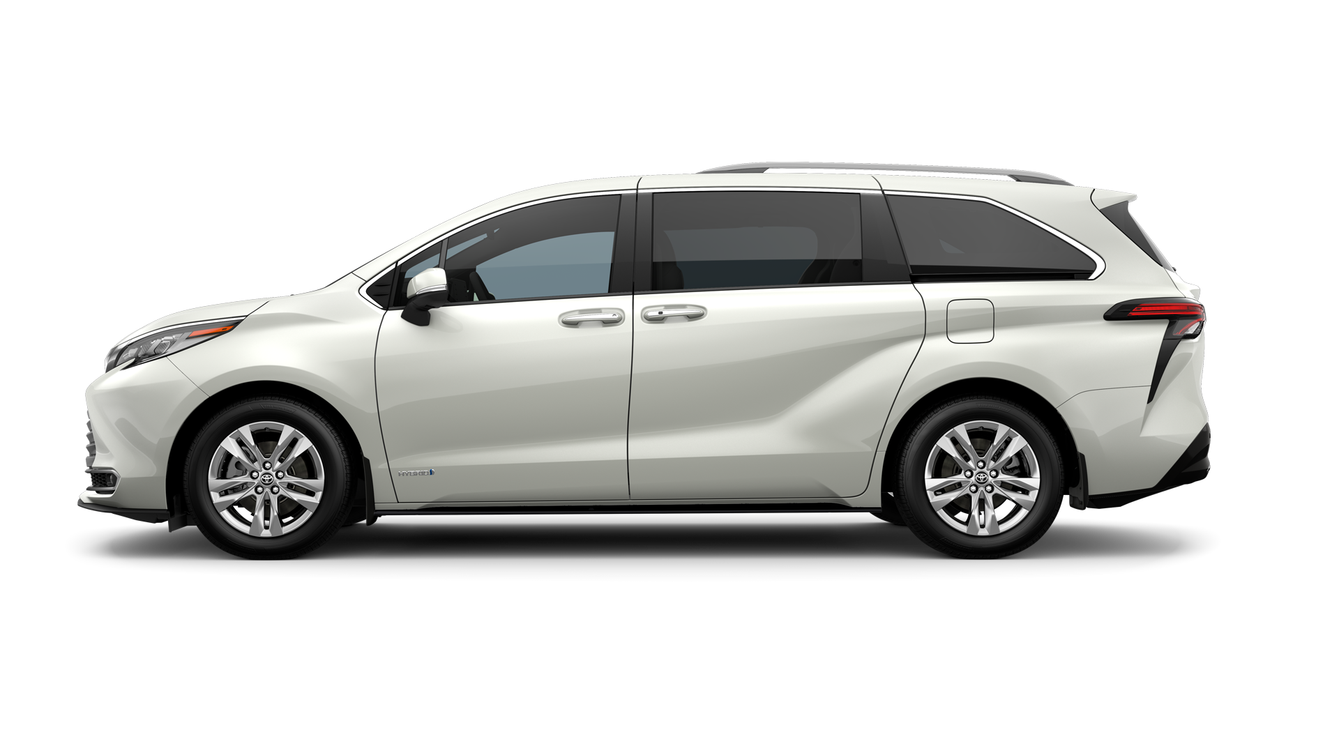 2021 Toyota Sienna in Blizzard Pearl.